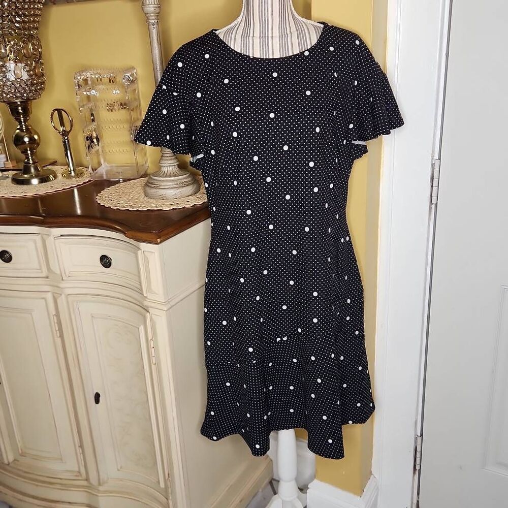 Ralph Lauren black and white polka dot dress with ruffle sleeves women's size 14
